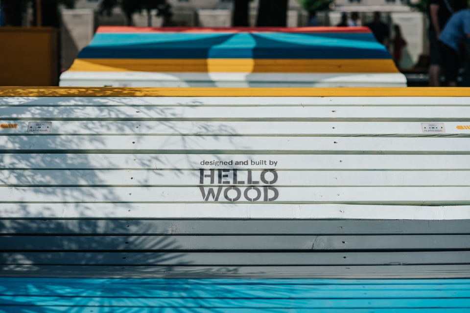 POP UP Park Hello Wood