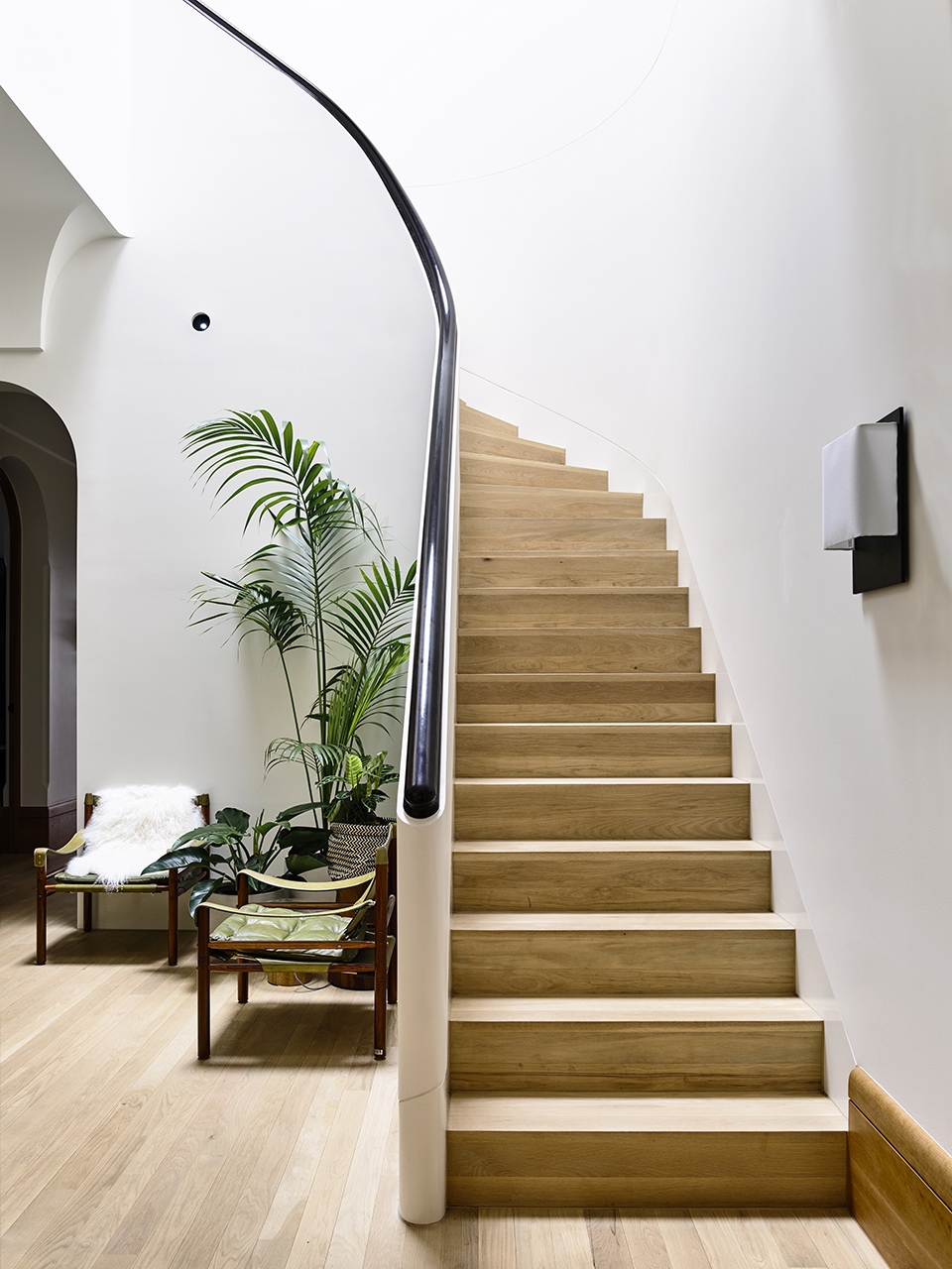 St Vincent’s Place Residence by B.E Architecture