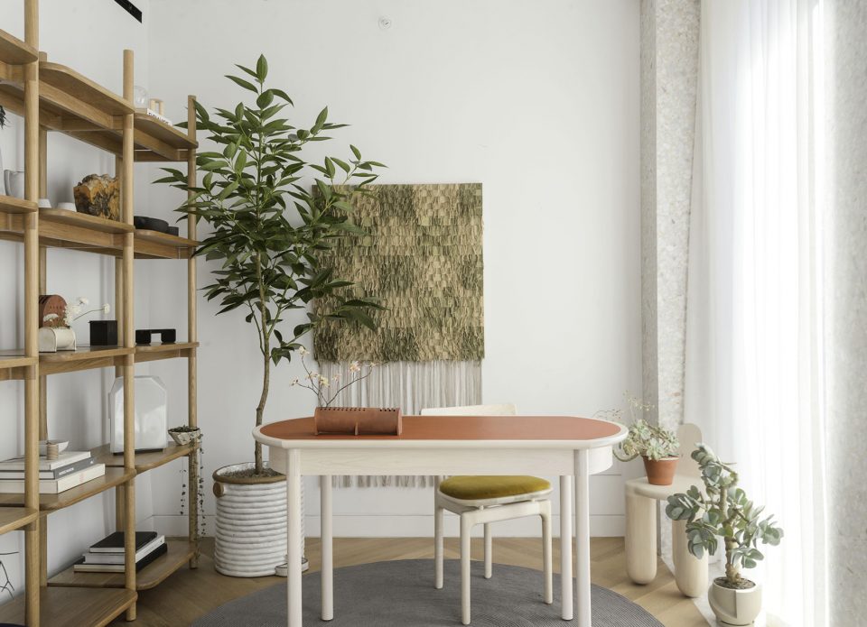material interiors exhibition by radnor workstead