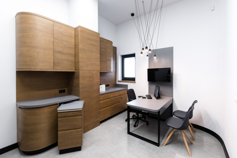 CREDUS CLINIC modelina