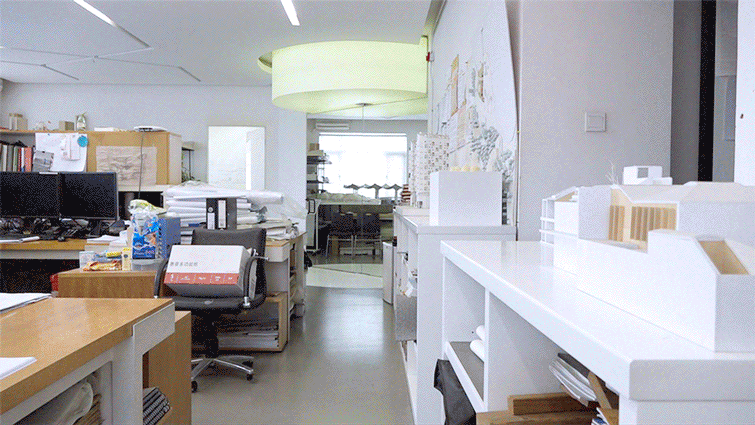 gooood interview li xinggang office overall1