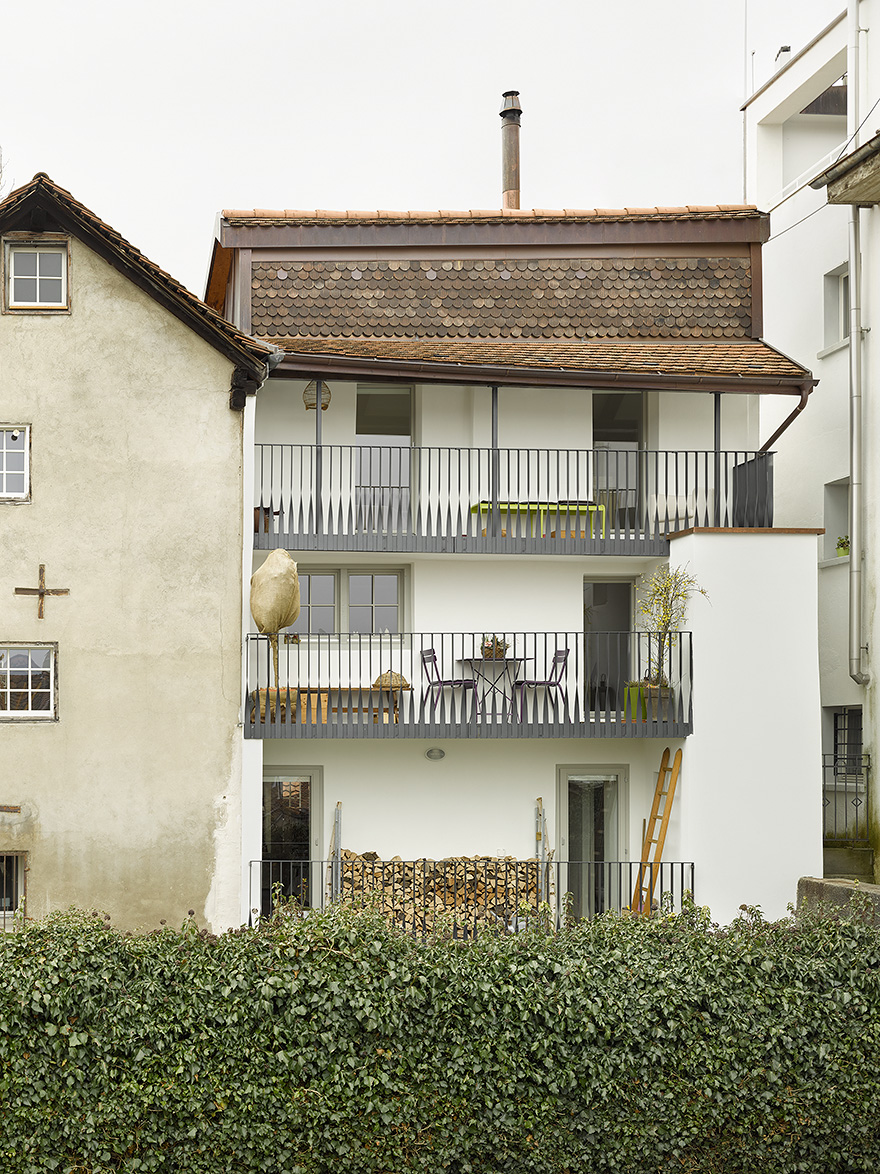 house in old town fribourg by boegli kramp architekten