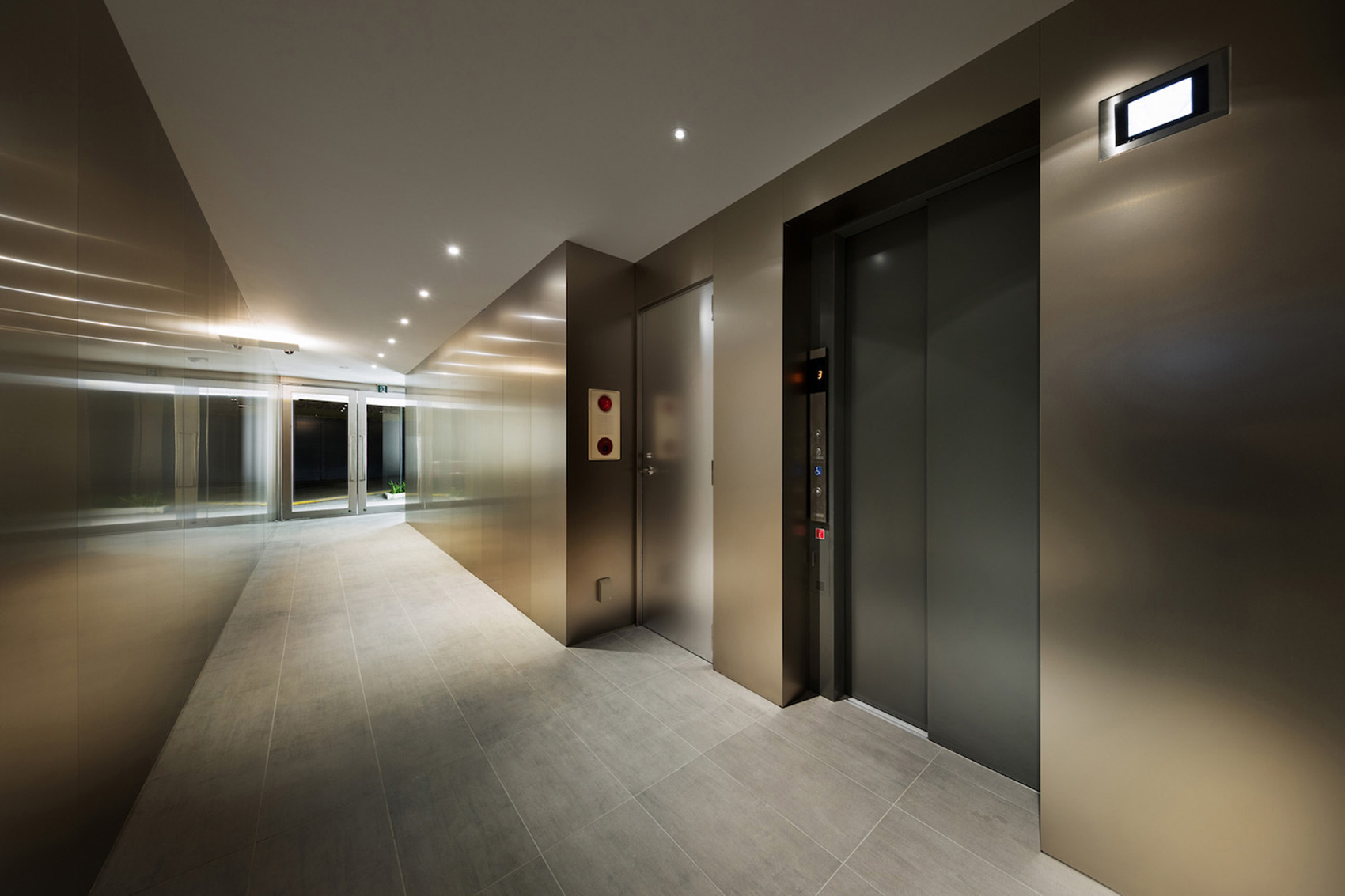 Kugayama South Gate Building by Sasaki Architecture 谷德设计网