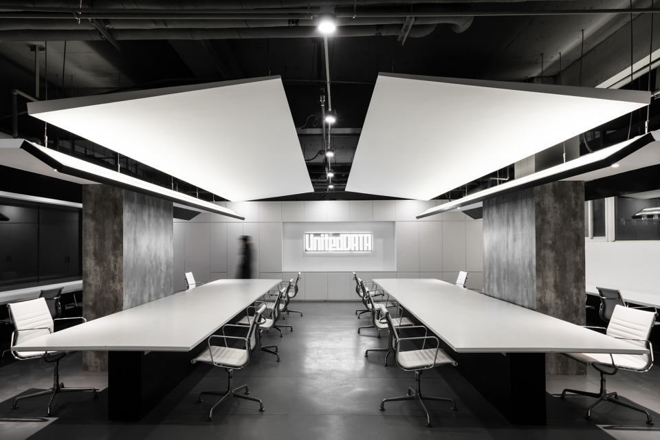 uniteddata wuhan office china by pmt partners