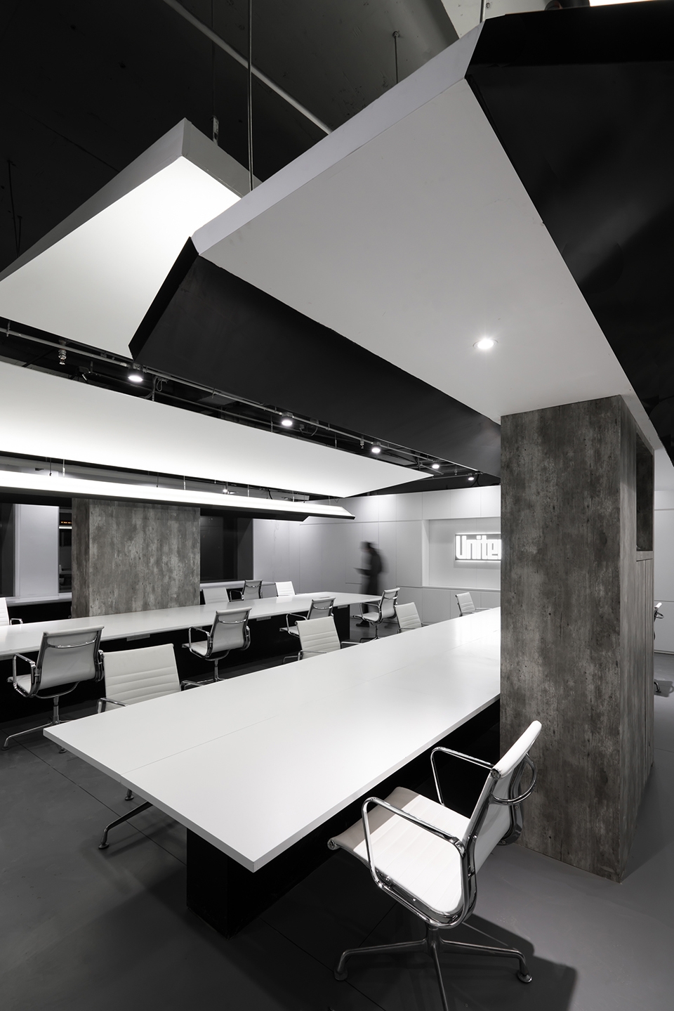uniteddata wuhan office china by pmt partners