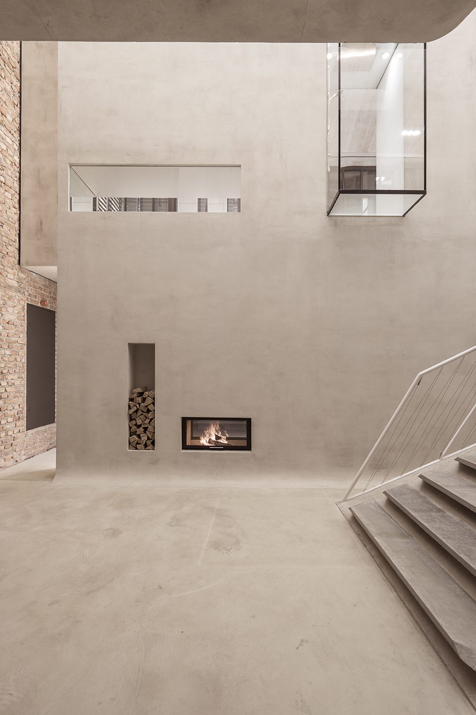 Loft Panzerhalle in Salzburg by smartvoll