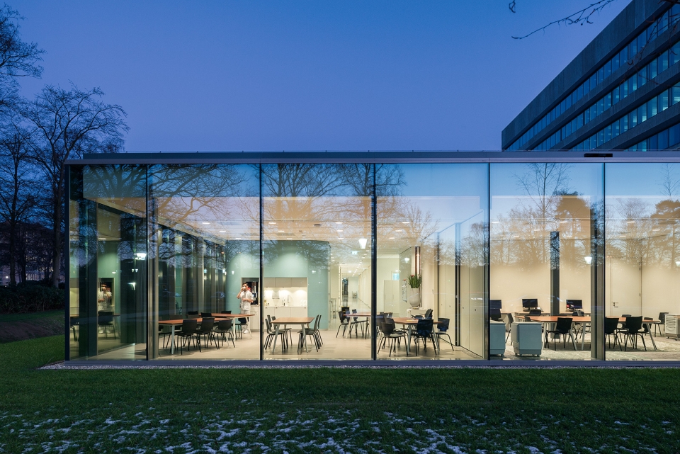 Renovation of the Dental Sciences Building of Radboud University by Inbo