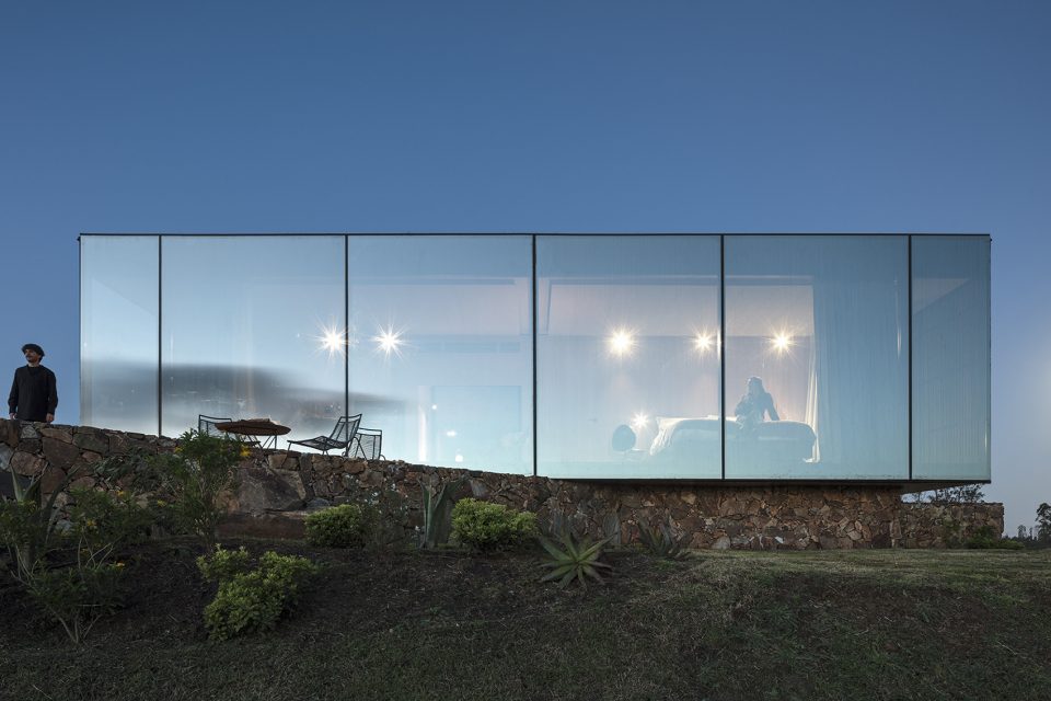Sacromont shelter MAPA Architects