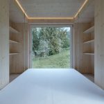 “伸入野外”的Ark小屋，斯洛伐克 / Ark shelter studio