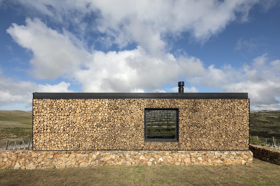 Sacromont shelter MAPA Architects
