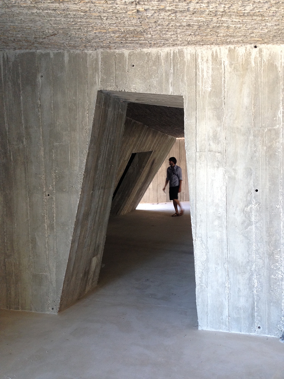 visitors center at the archaeological site of empuries by fuses viader arquitectes