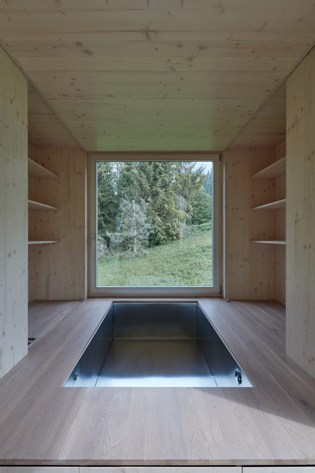 Ark shelter “Into the wild” Ark shelter studio
