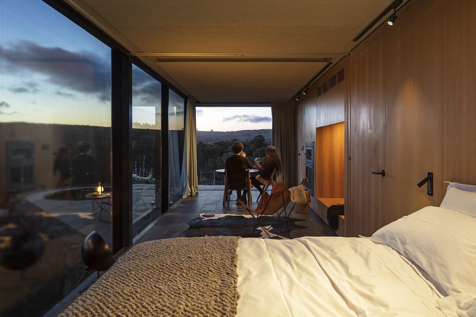 Sacromont shelter MAPA Architects