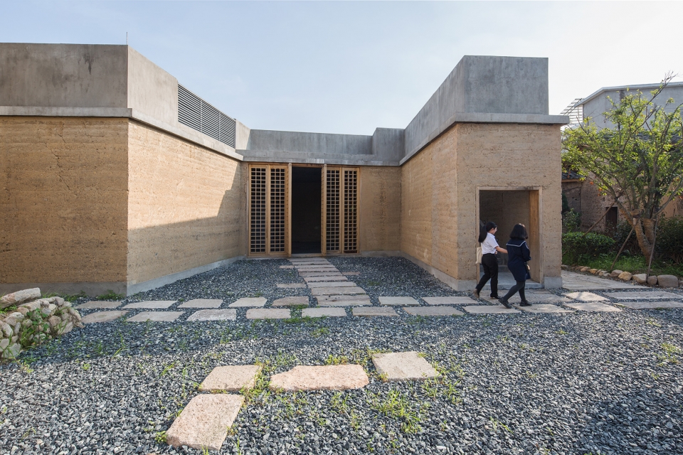 wang jing memorial hall by dna design and architecture studio