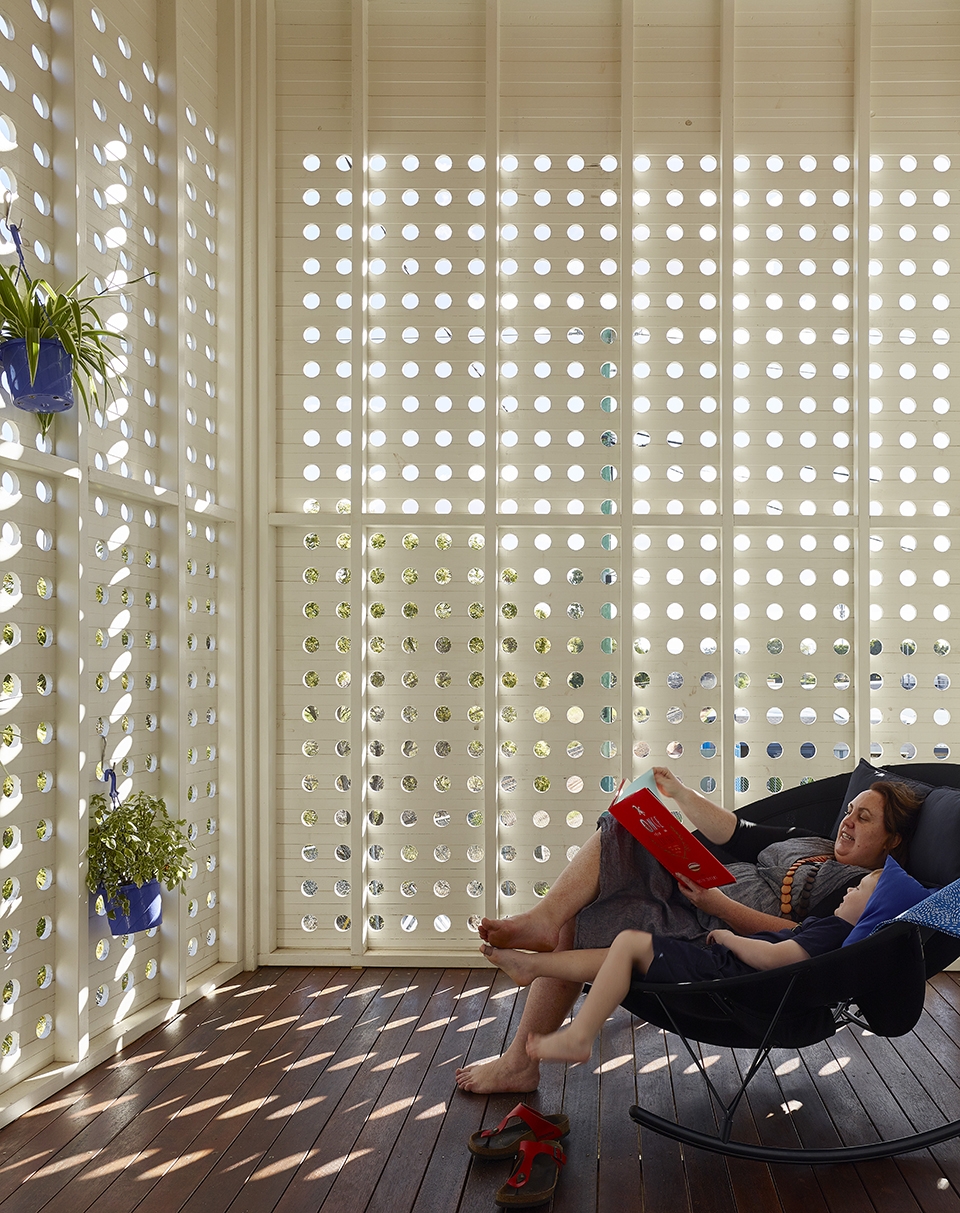 Two Pavilion House by Toussaint and Volz