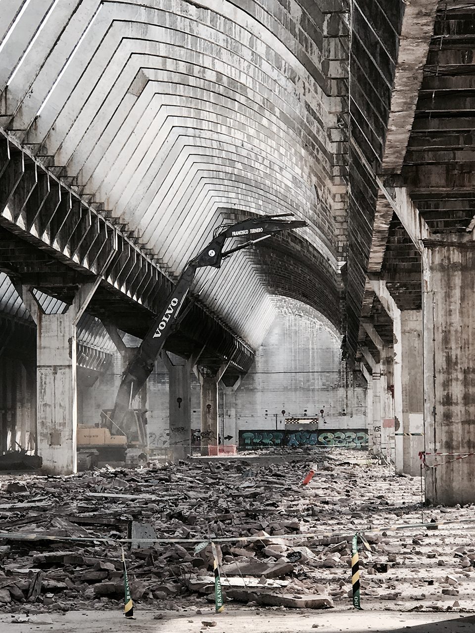 photography reports by fernando alda the restoration of the old intelhorce factory by system arquitectura