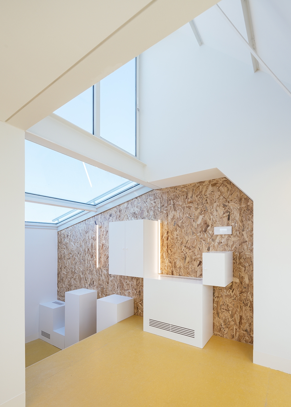 Building Refurbishment for the Save The Children Foundation by elii