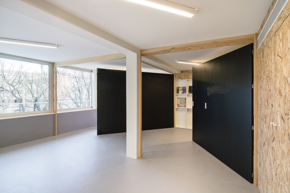 Building Refurbishment for the Save The Children Foundation by elii
