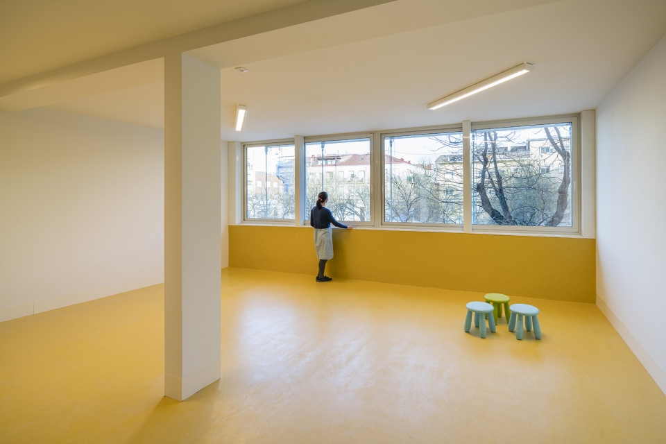 Building Refurbishment for the Save The Children Foundation by elii