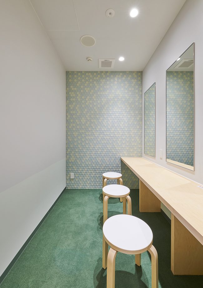 Mansyouzan Sinkyouji Kuramaeryoen Ossuary by naoyamatsumoto design
