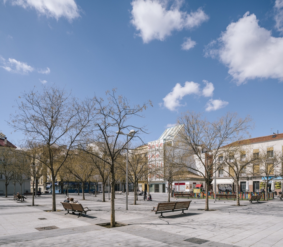 Building Refurbishment for the Save The Children Foundation by elii