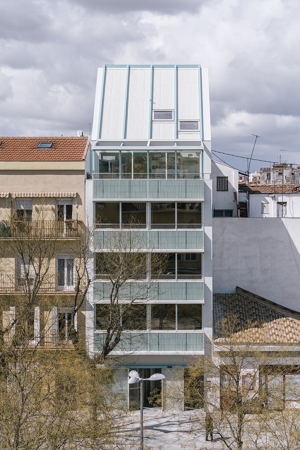 Building Refurbishment for the Save The Children Foundation by elii