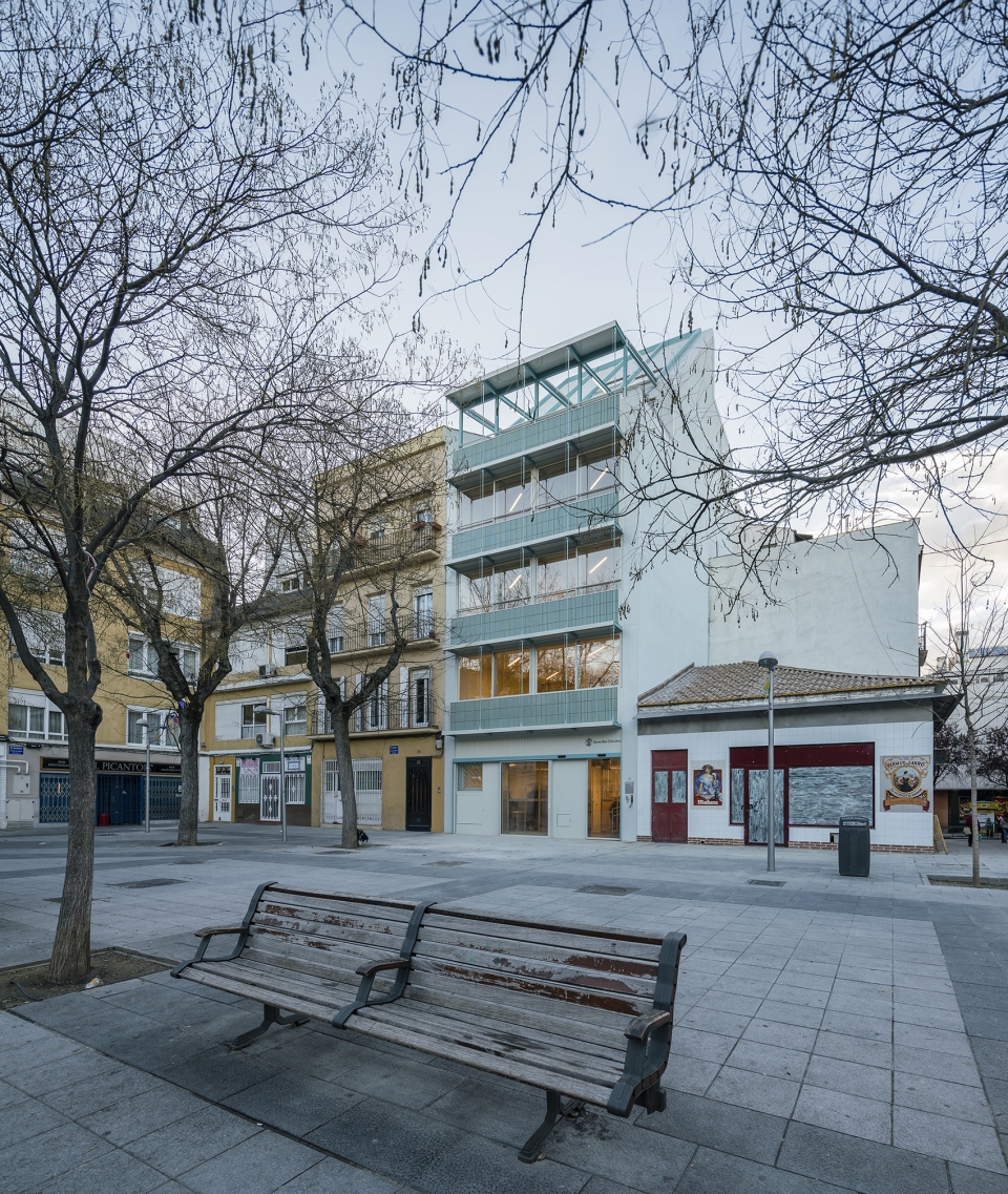 Building Refurbishment for the Save The Children Foundation by elii