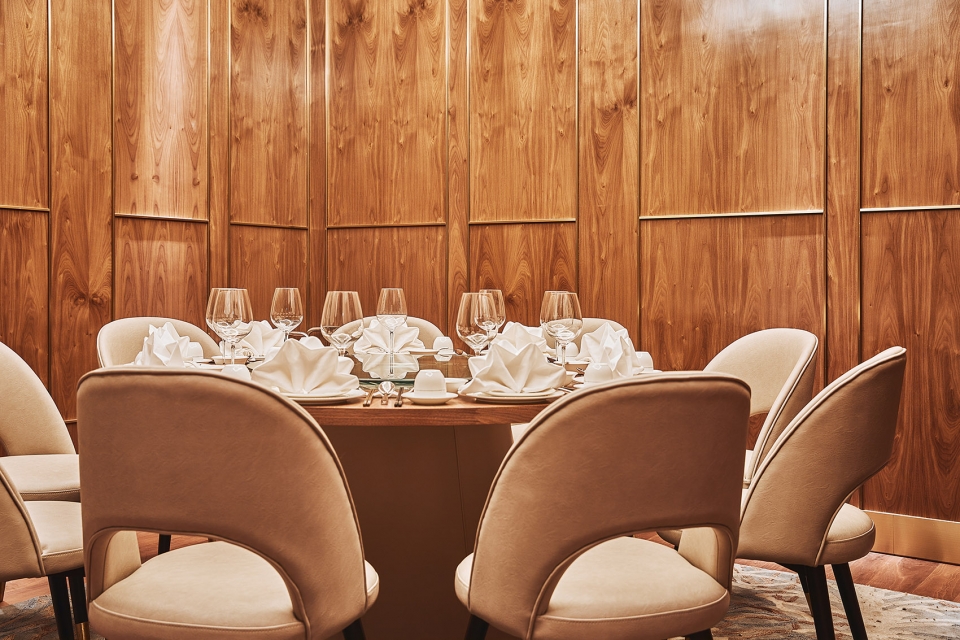 Crystal Jade China by Young H Design