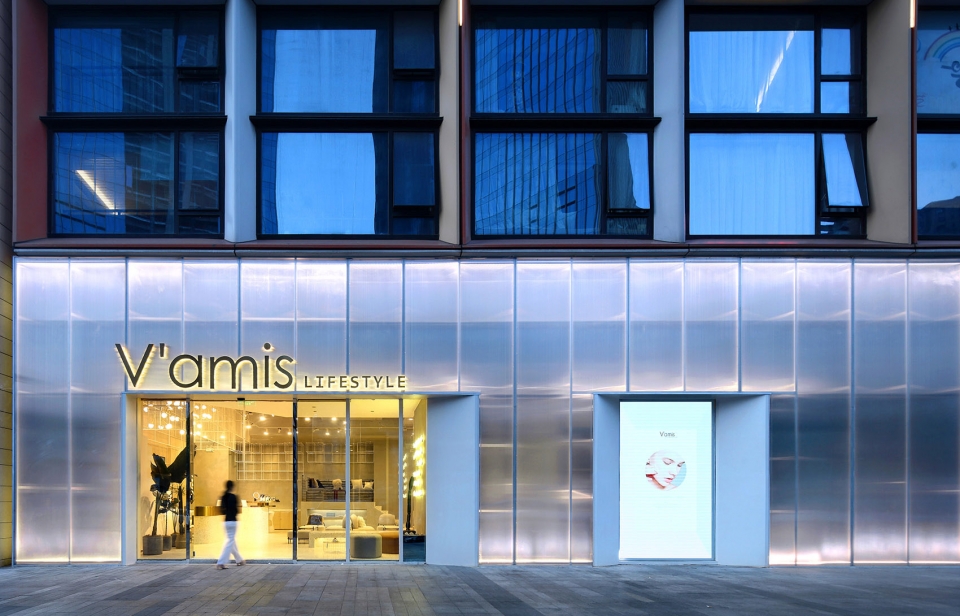 V’amis LIFESTYLE科技美学中心，南京 / TURING DESIGN