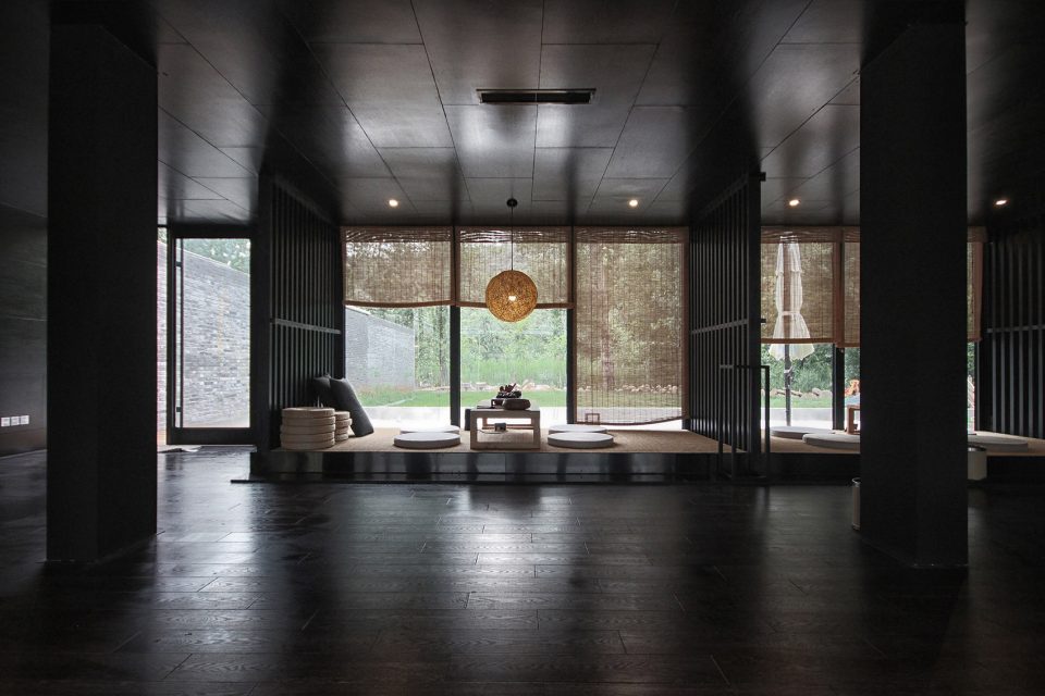 Lodge Creek Hotel China by Monolith Architects