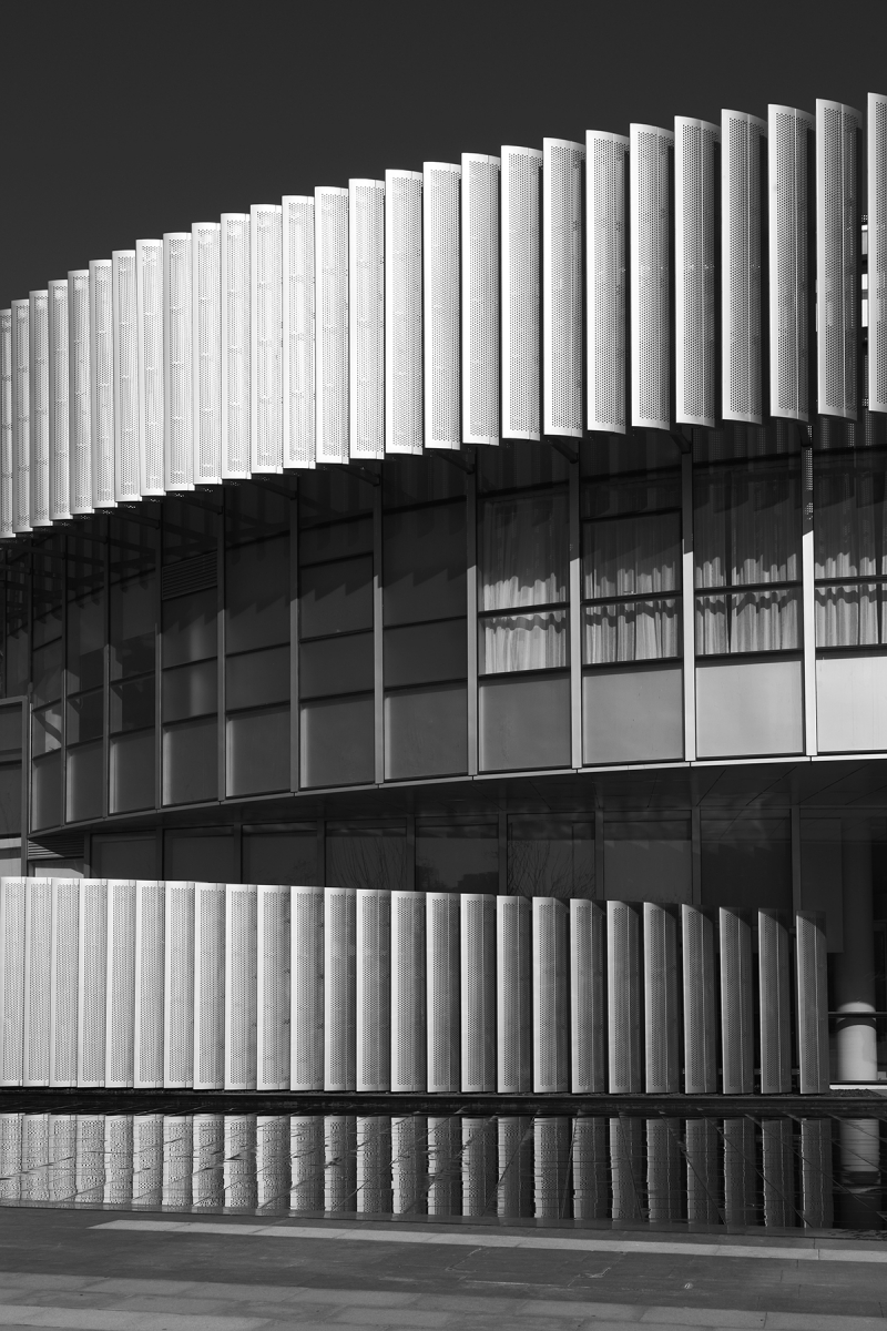 Exhibition Center of Zhengzhou Linkong Biopharmaceutical Park China by WSP ARCHITECTS