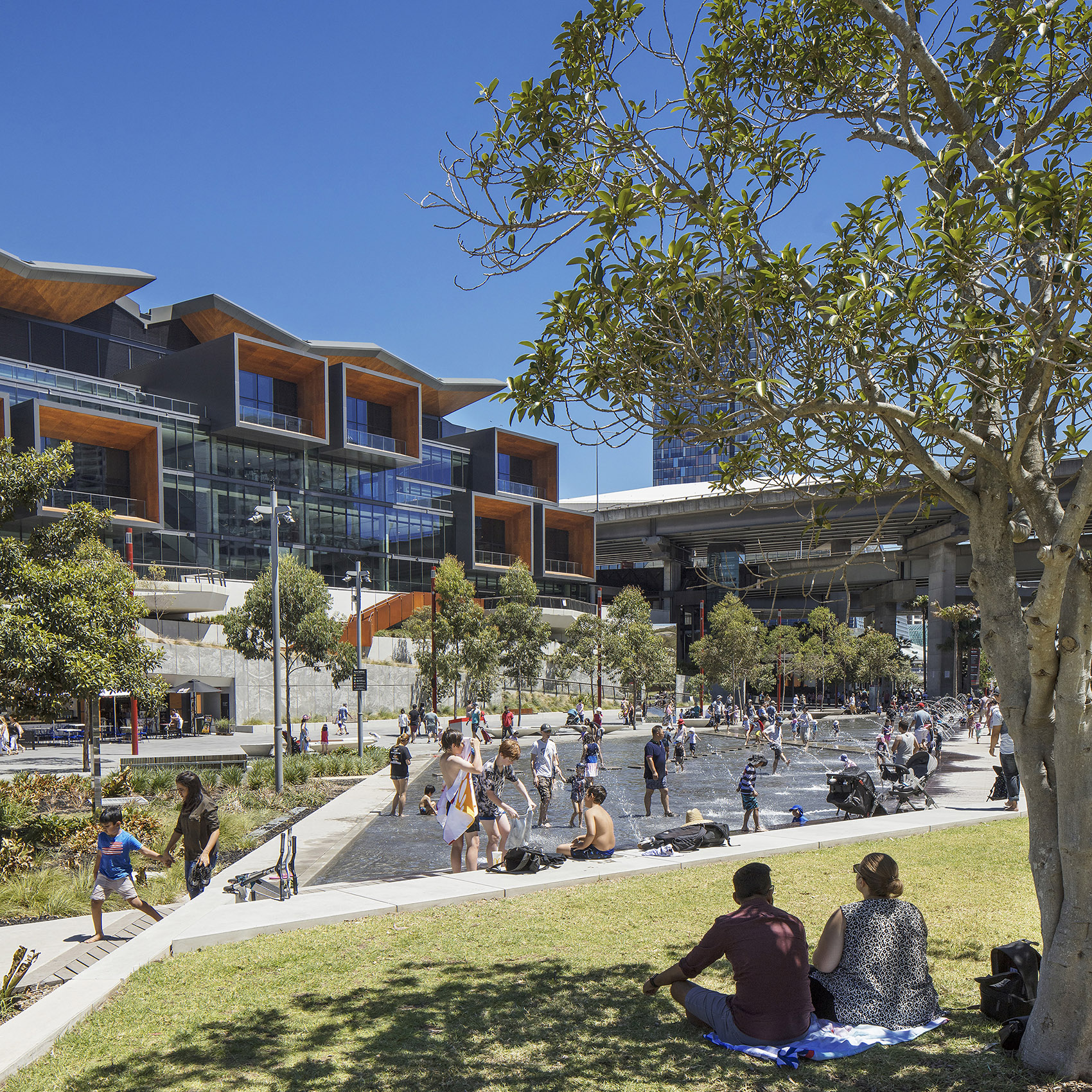 darling-harbour-public-realm-sydney-by-hassell