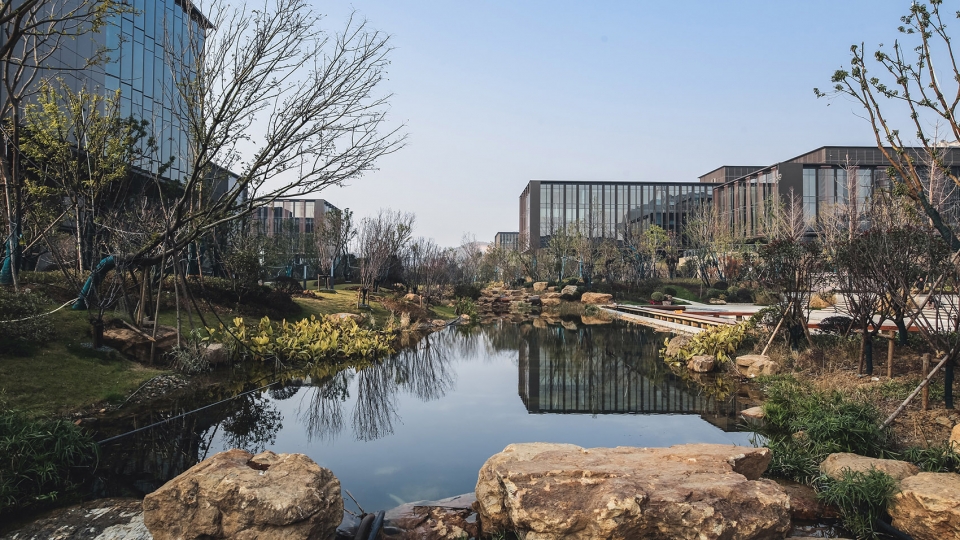 Huawei Wuhan Research Development Center China by ennead