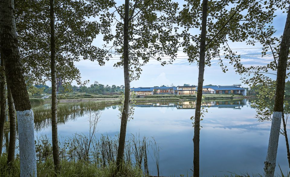 Tingrui Town The culture reception hall in Doushanyi China by UAO
