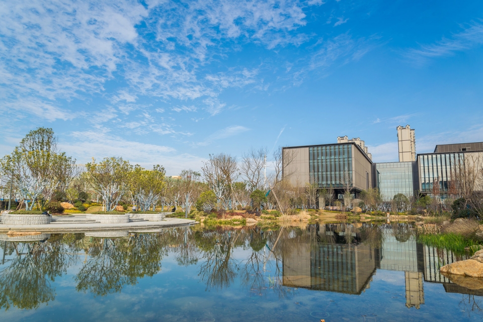 Huawei Wuhan Research Development Center China by ennead