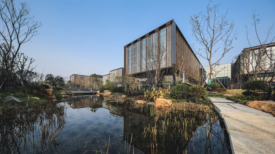 Huawei Wuhan Research Development Center China by ennead