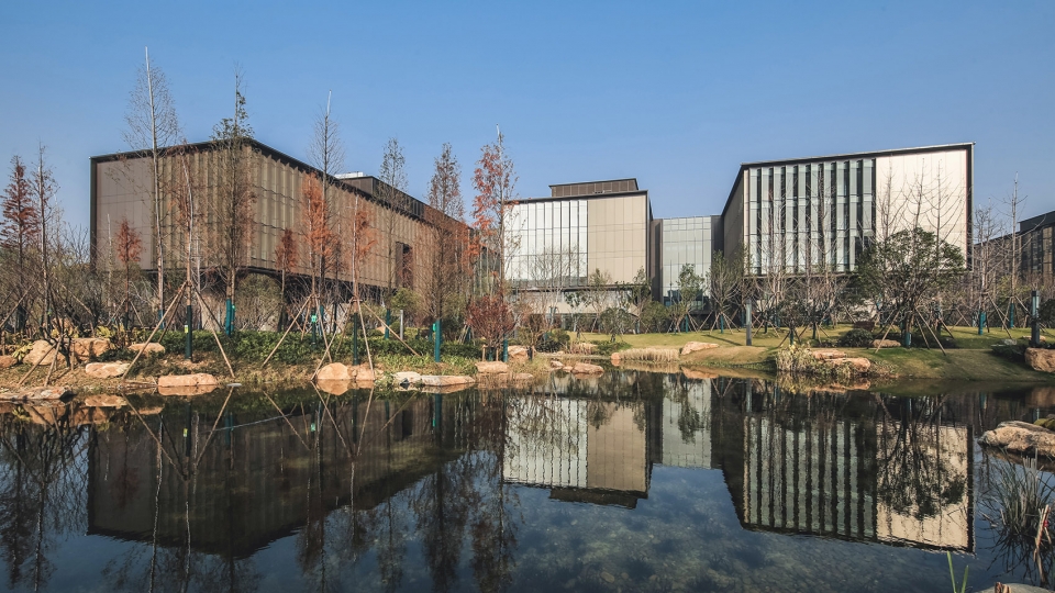 Huawei Wuhan Research Development Center China by ennead