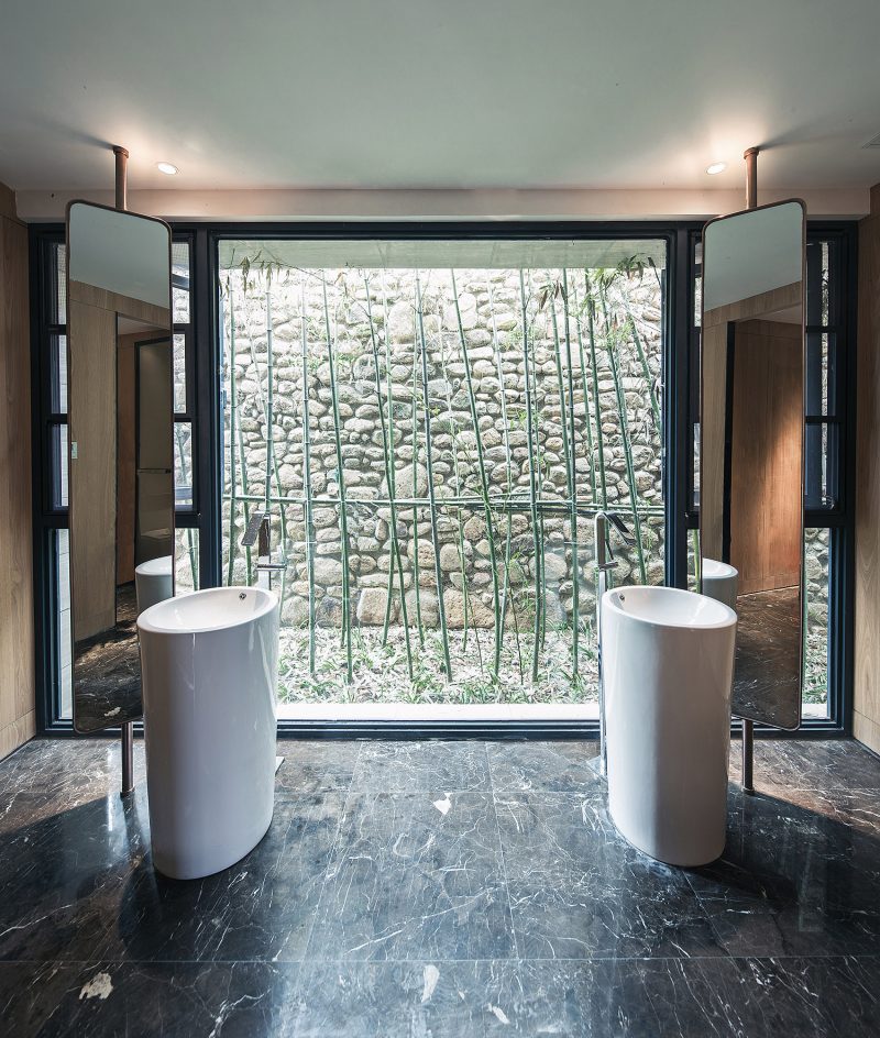 Tingrui Town The culture reception hall in Doushanyi China by UAO