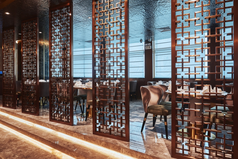 Crystal Jade China by Young H Design