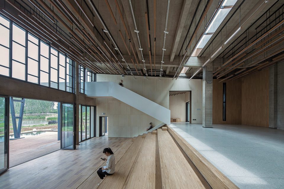 Tingrui Town The culture reception hall in Doushanyi China by UAO