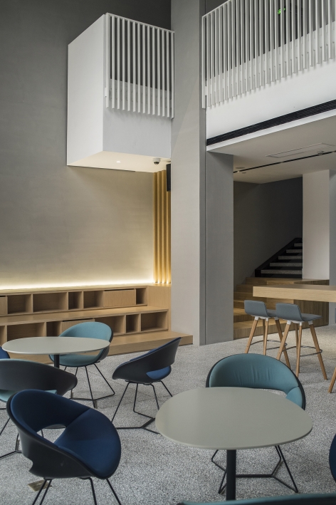 Working space Shanghai Penta Innovation Entrepreneurship Institute China by YLA