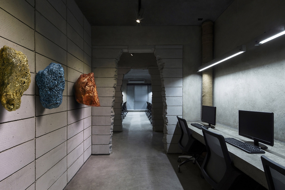 Changsha Leading Advertise Office China by Guangdong Infinity Mind Architecture Design