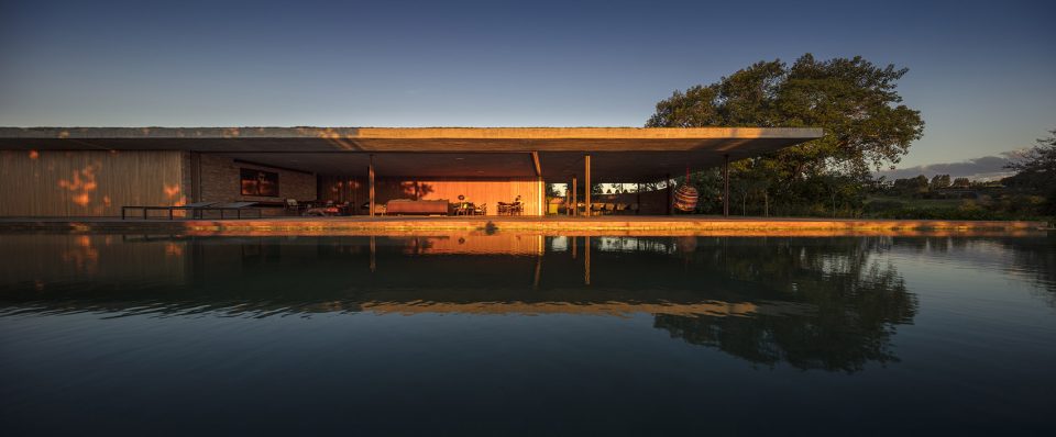 Planar house Brazil by Studio mk27