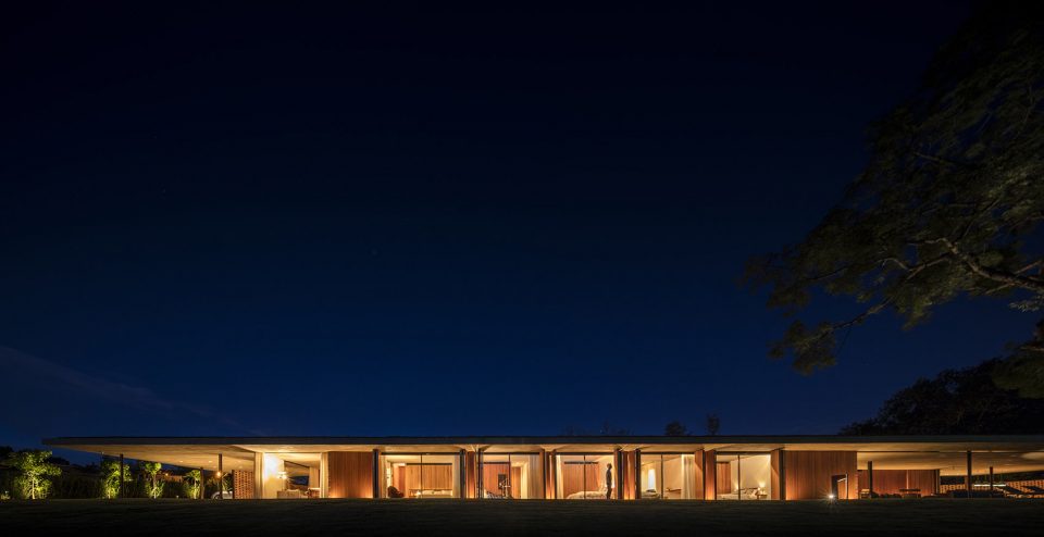 Planar house Brazil by Studio mk27