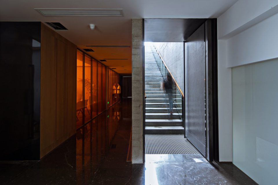 Tingrui Town The culture reception hall in Doushanyi China by UAO