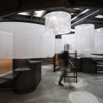 Nefos装置，雅典 / Naïve People Design