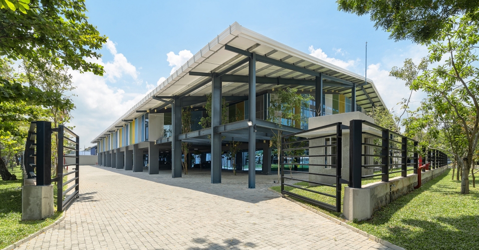 The Star Innovation Center by Jordan Parnass Digital Architecture