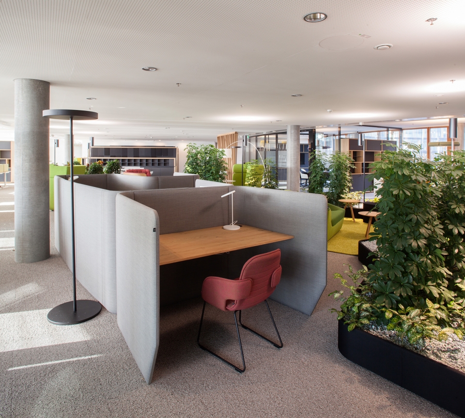 cowork lounge at ids vancouver by inform contract and buzzispace 1