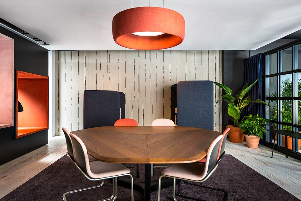 cowork lounge at ids vancouver by inform contract and buzzispace 2