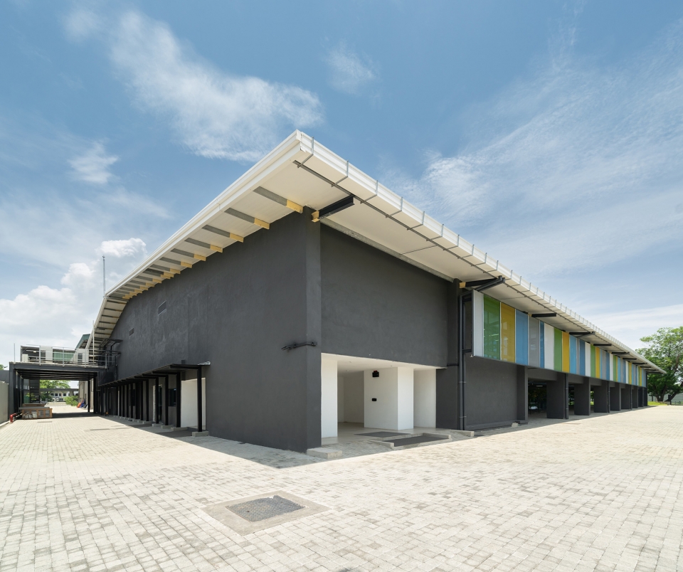 The Star Innovation Center by Jordan Parnass Digital Architecture